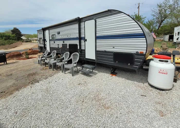 2020 Camper Fully Hooked-Up At St. George Rv Park!